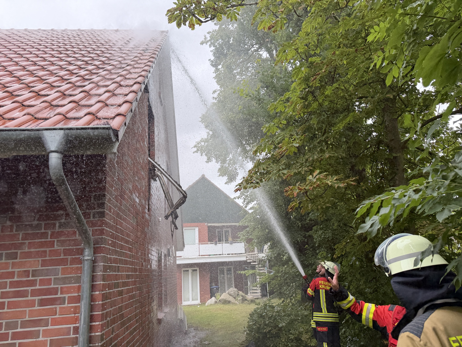 Einsatzfoto Zimmerbrand in Pewsum