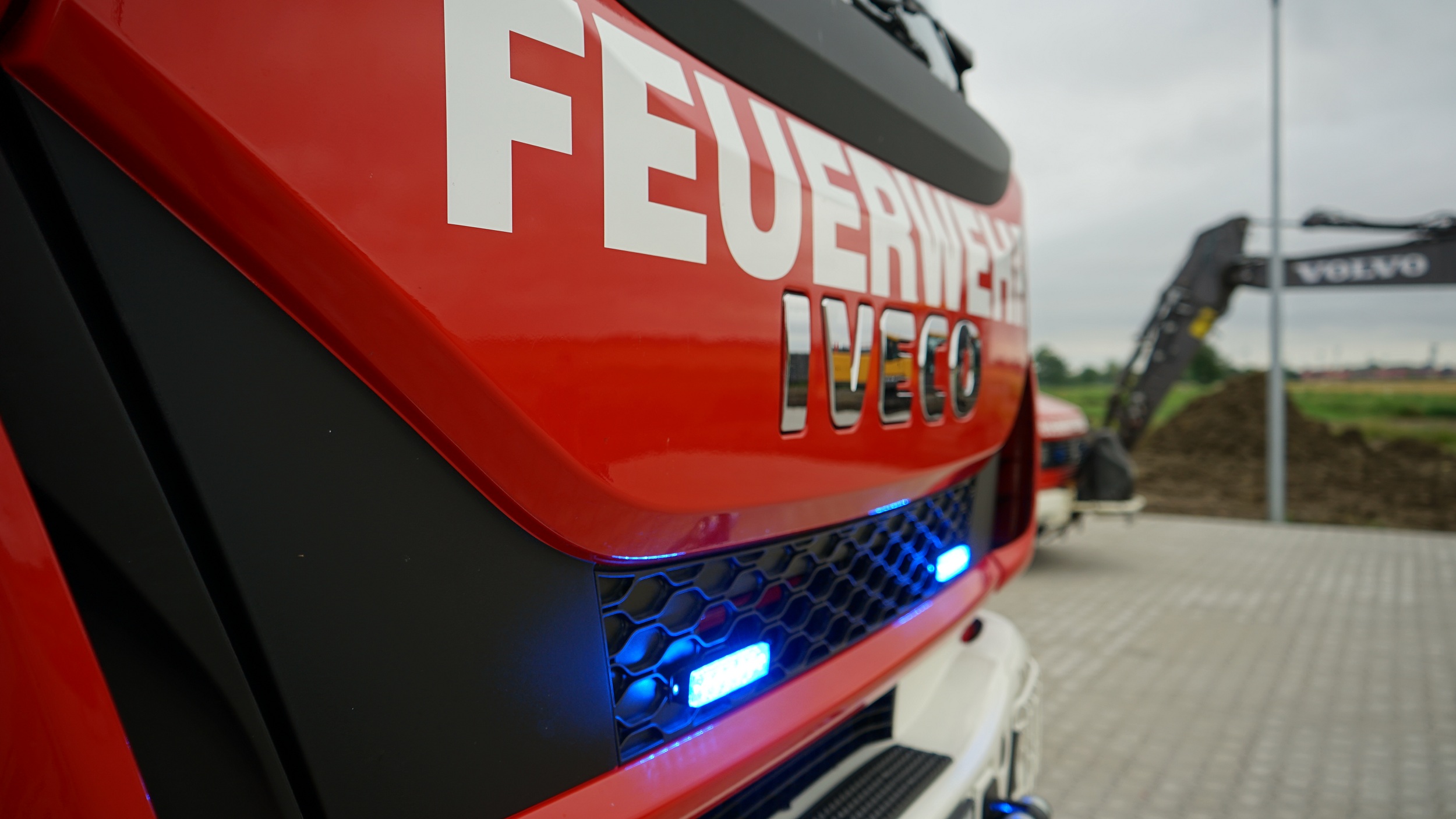 Einsatzfoto Hilfe für gestürzte Person nach Hausnotruf